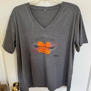 NWOT VC Champagne T Shirt
